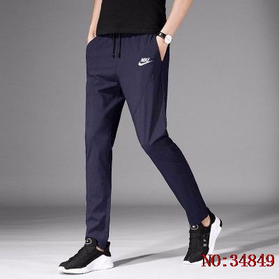 sport trousers nike