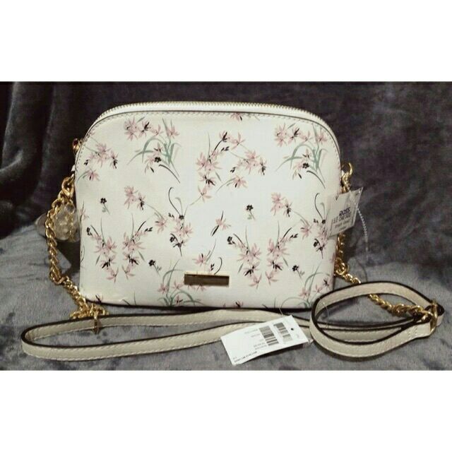 call it spring bags