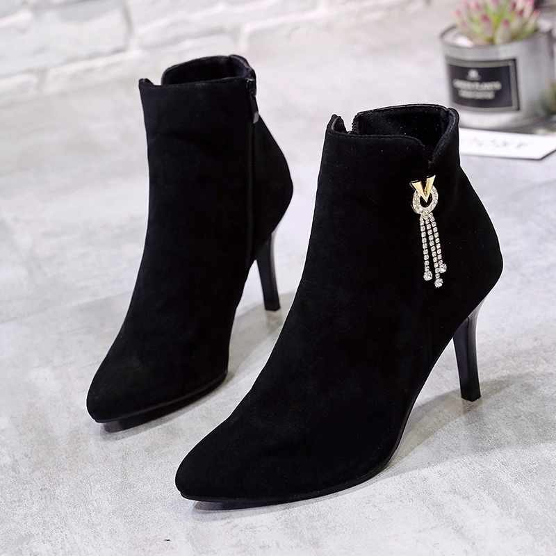 ladies black leather boots