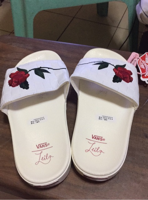 vans leila hurst slides