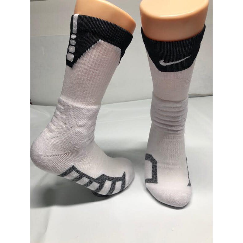 nike grip power crew basketball socks