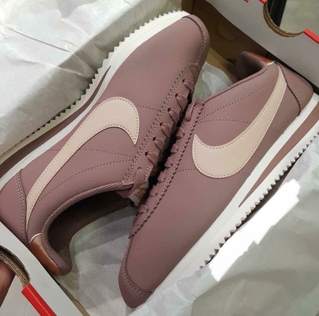 nike cortez mauve