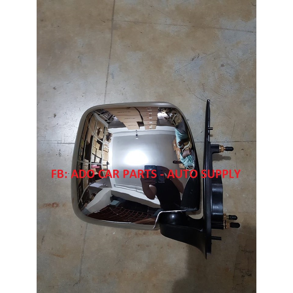 Passenger side (Right Side) Side Mirror Toyota HIACE GRANDIA D4D 2005