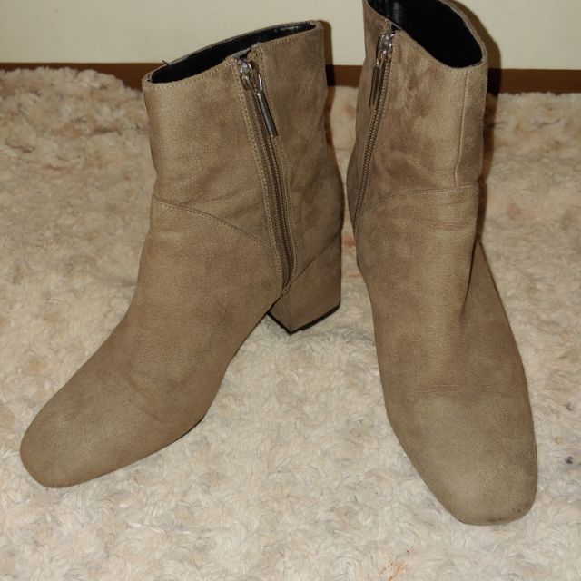 zara tan boots