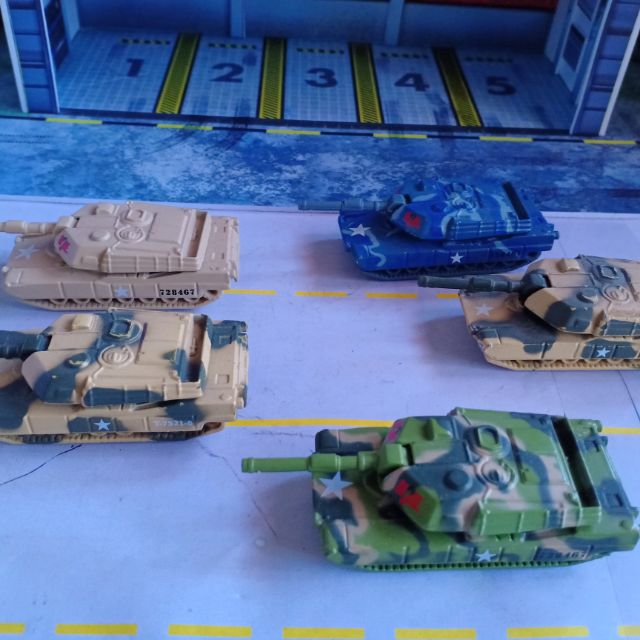 toy tanks diecast