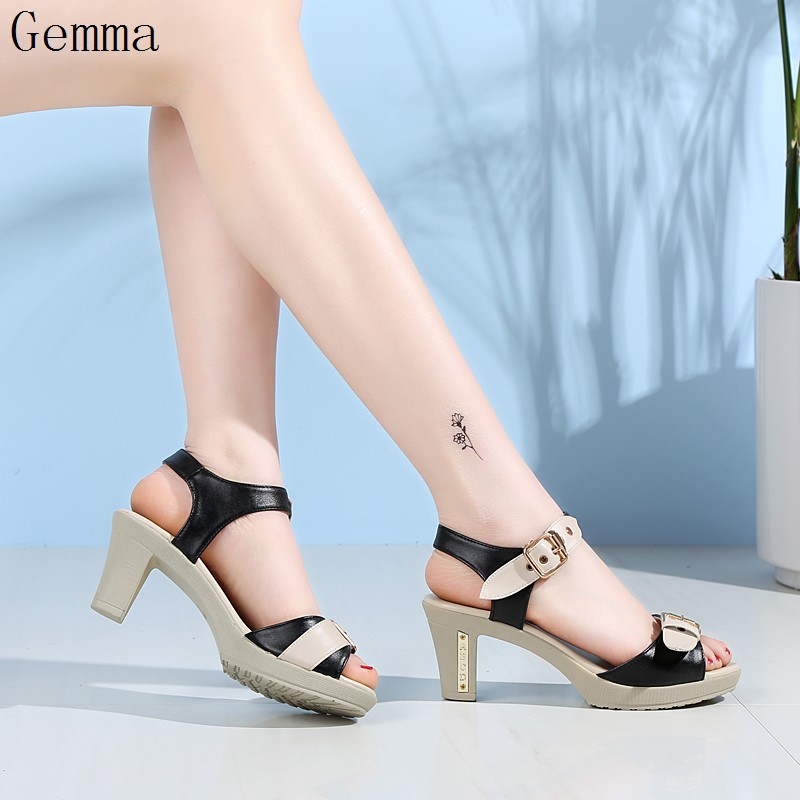 small chunky heel sandals