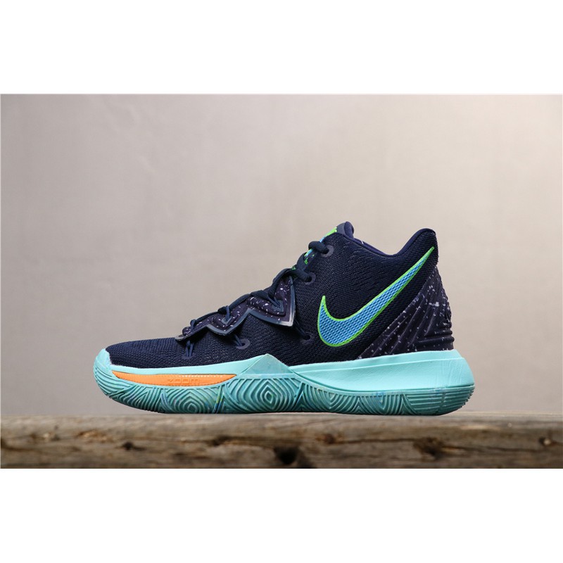  BASKET Sepatu Basket Nike Kyrie 5 Friends Premium