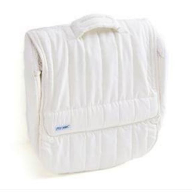 close and secure sleeper by the first years