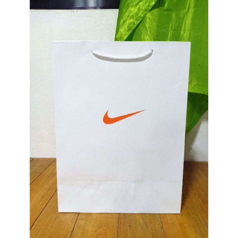 paper bag nike