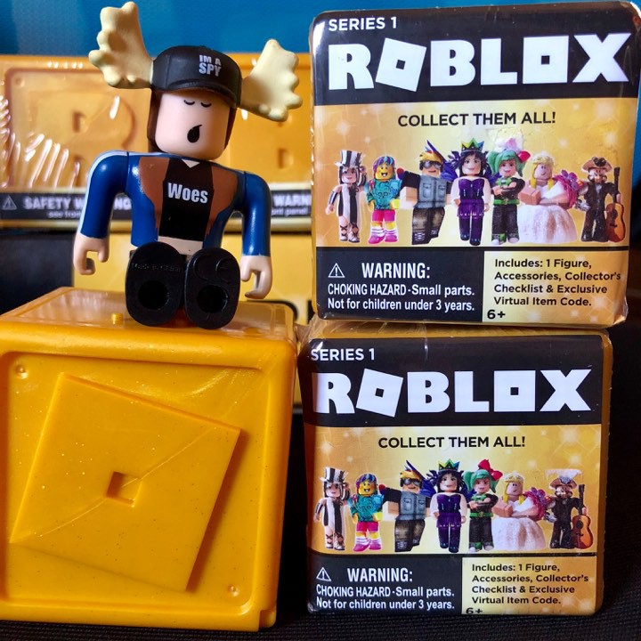 Shopee Philippines Buy And Sell On Mobile Or Online Best - roblox surprise blind box toys opening series 1 online exclusive items