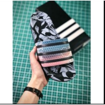 snipes adidas slippers