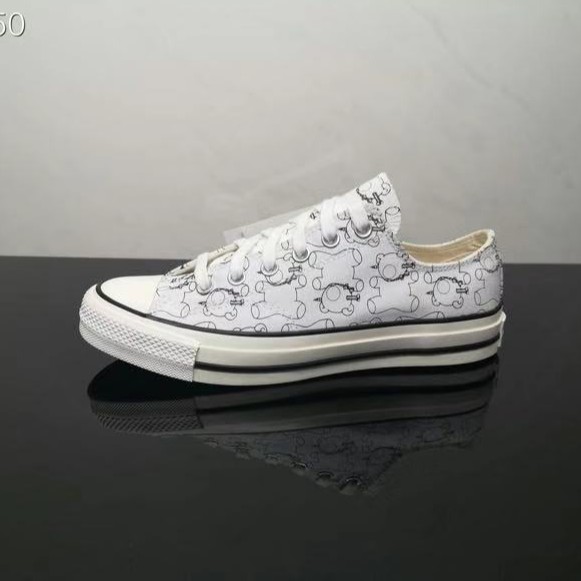 womens leather chucks