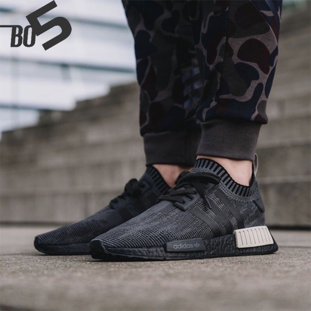 nmd r1 footlocker