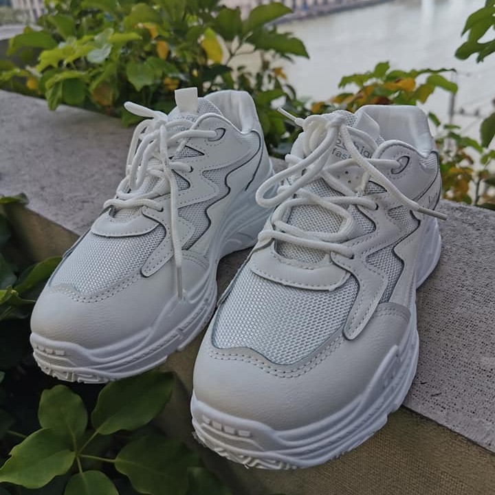 gym sports shoes for womens