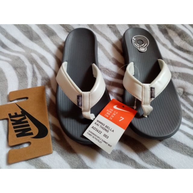 nike bella flip flops