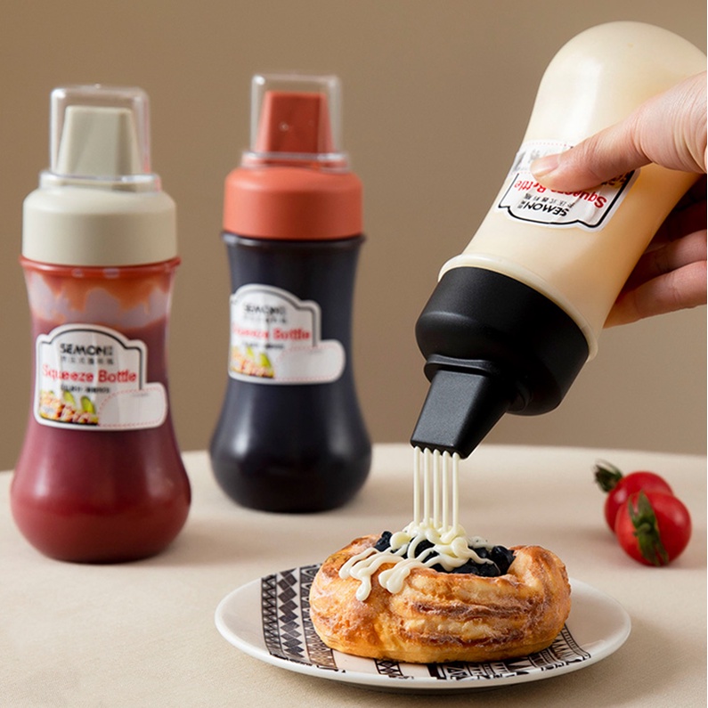 Squeezing Bottle with Dust Cover Porous Squeeze The Sauce Bottle