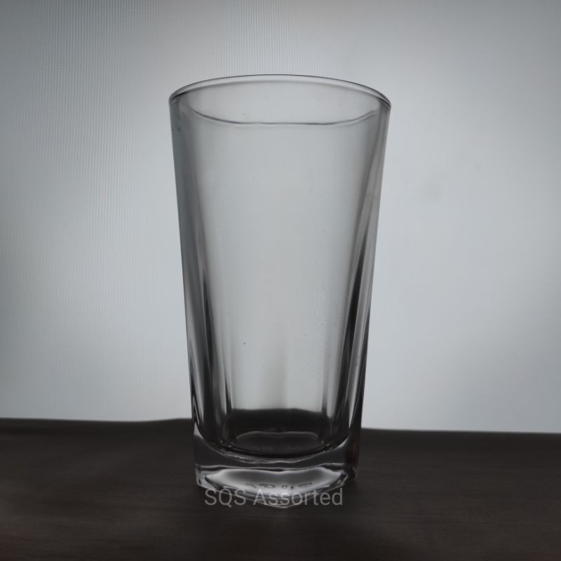 clear drinking glasses