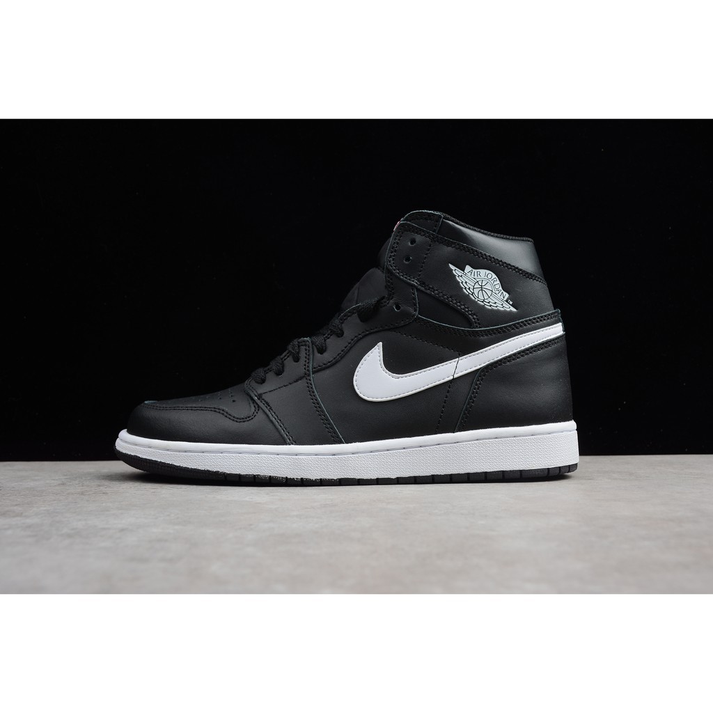 aj 1 yin yang