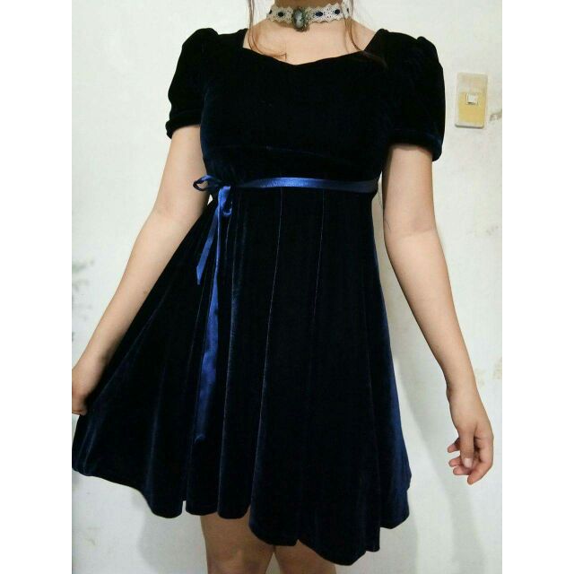 navy blue velvet dress