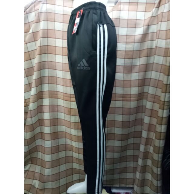 track pants 3 lines