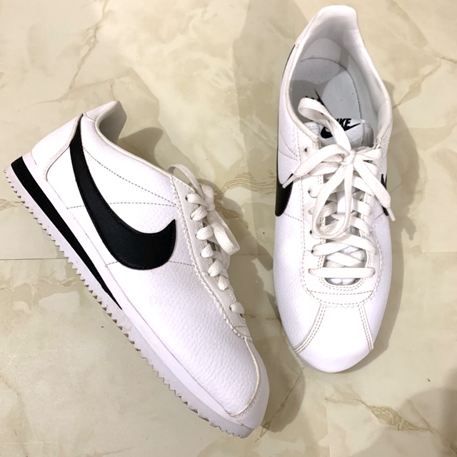 nike cortez material