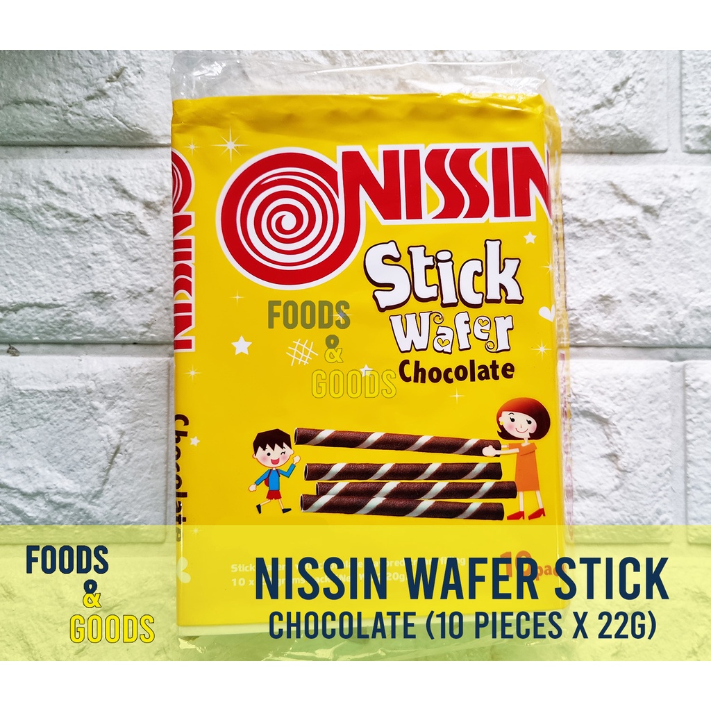 Nissin Wafer Stick Chocolate Strawberry 10 Pcs X 22g Shopee