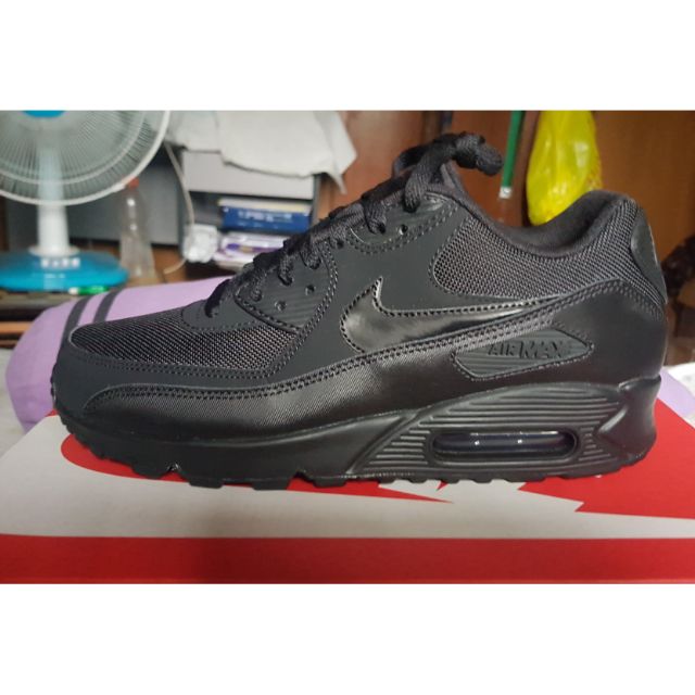 nike air max 90 essential triple black