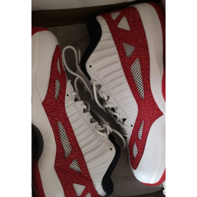 jordan 11 low size 10.5