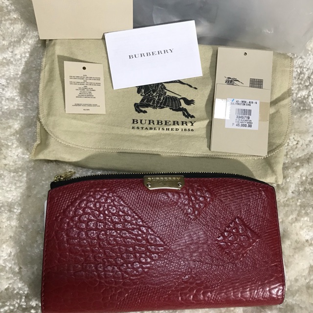 Authentic Burberry Zippy Wallet With Tag, Cards & Dustbag | Shopee  Philippines