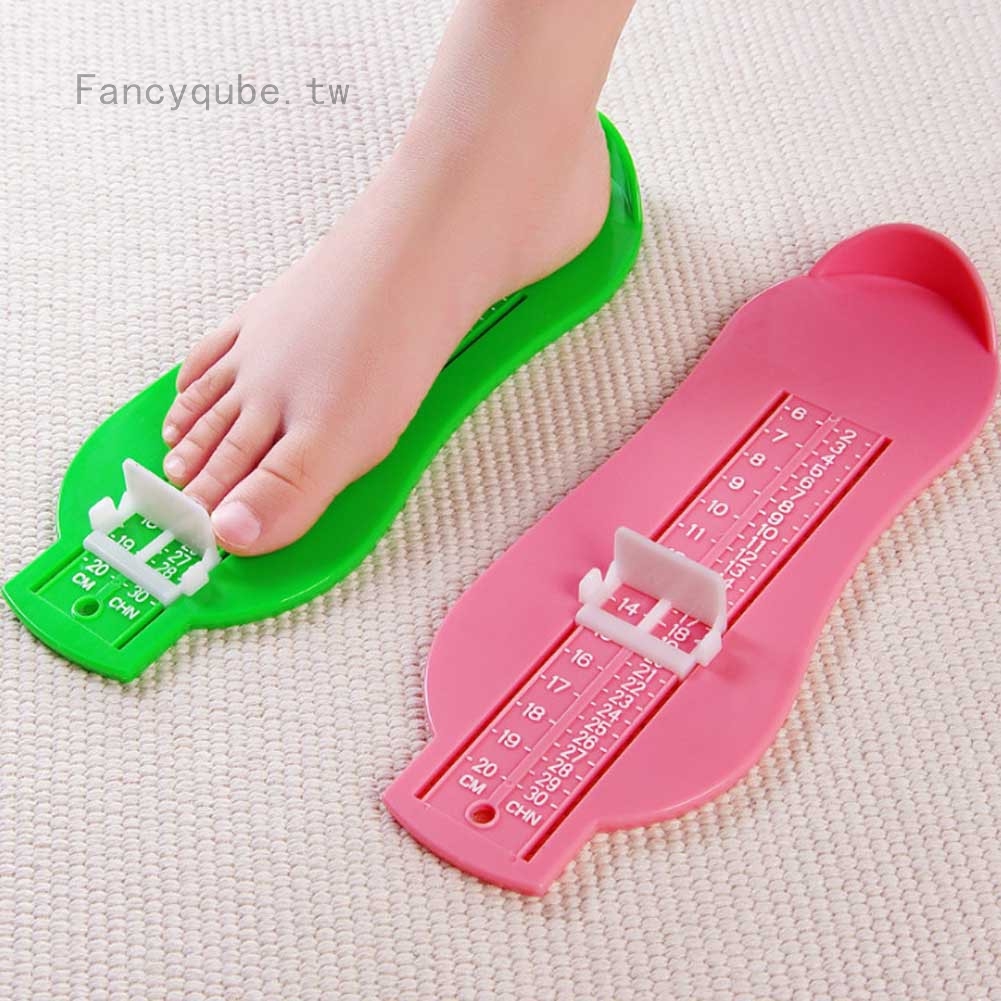 baby foot size cm