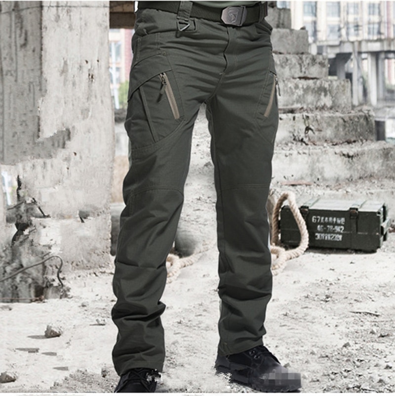 cargo pants many pockets