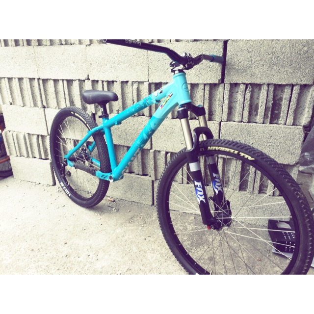 giant stp mountain bike