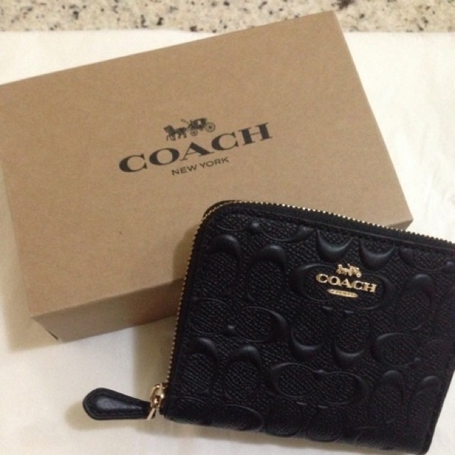 coach zip coin purse