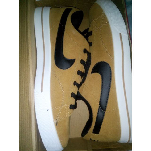nike tan shoes men