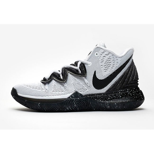 Kyrie 5 'BHM' White Metallic Red Bronze Men Basketball Shoes