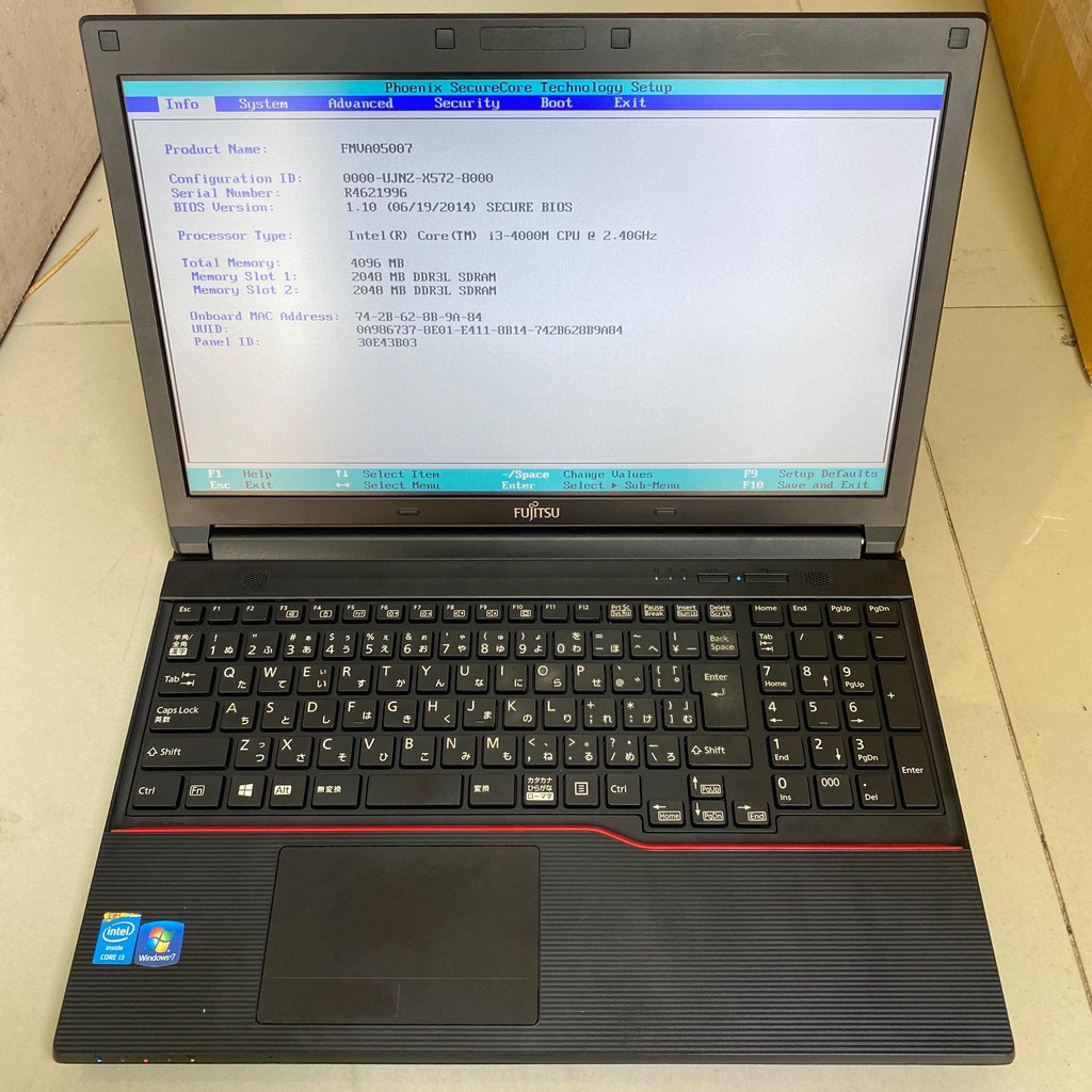 FUJSU Notebook LIFEBOOK A574 Core i3 4GB 新品SSD120GB DVD-ROM 無線