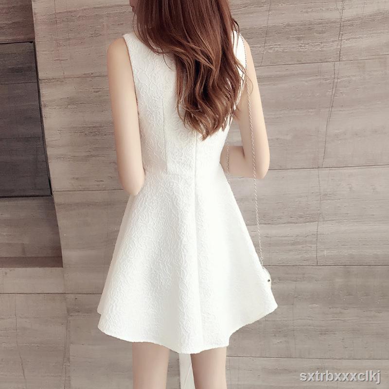 long white dress sleeveless