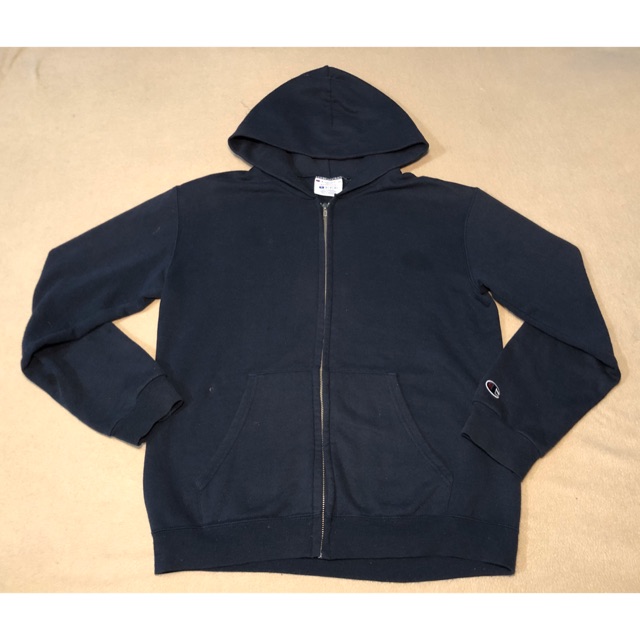black champion hoodie
