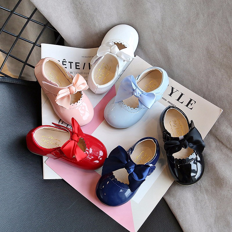 soft leather flat shoes