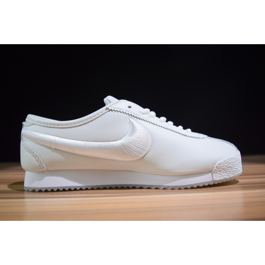 womens all white nike cortez