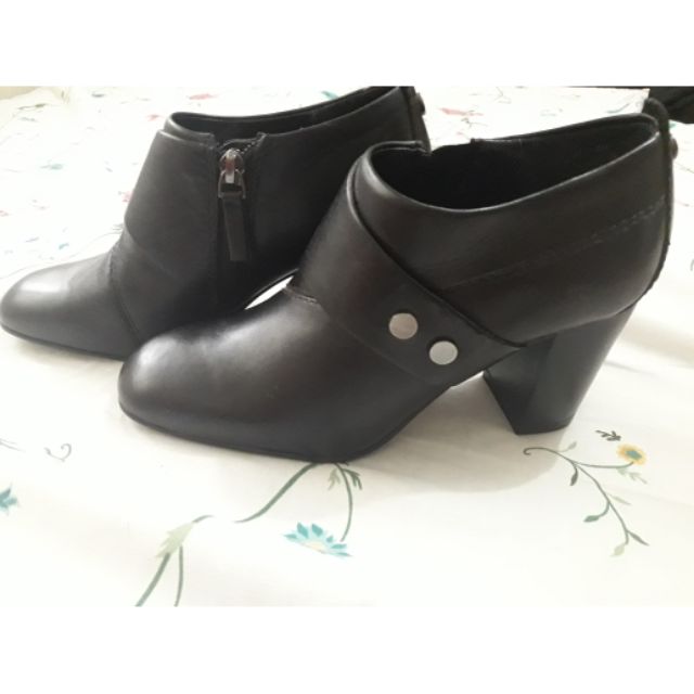 easy spirit boots