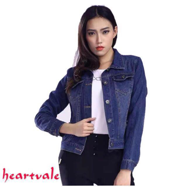 stretchable denim jacket