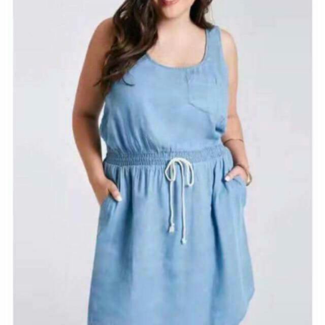 curvy denim dress