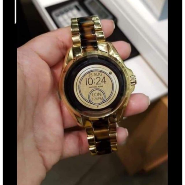 michael kors smartwatches compatible with iphone