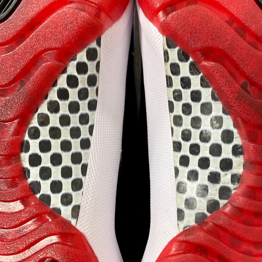 carbon fiber on jordan 11 bred