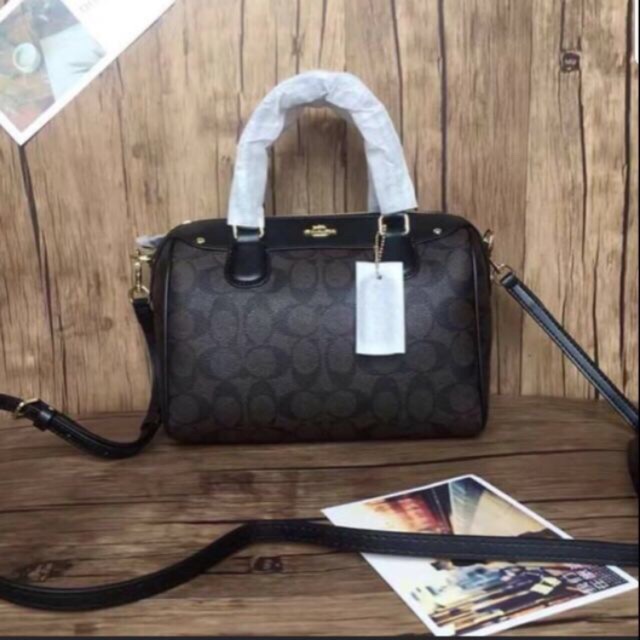 coach doctors bag with sling