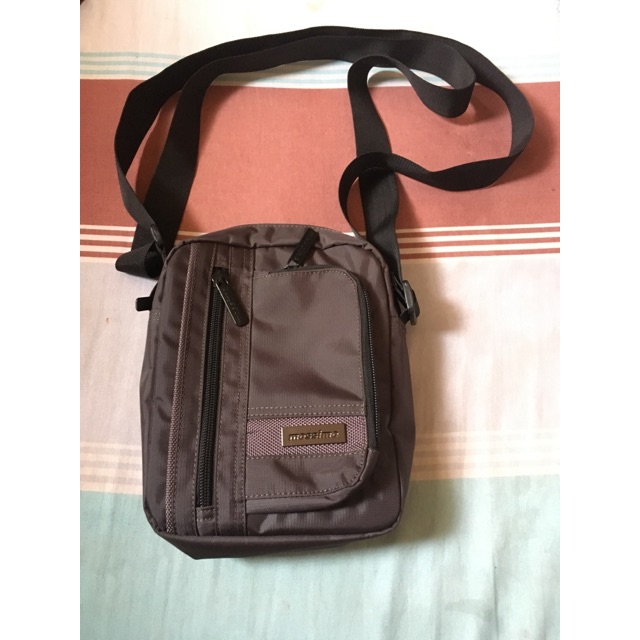 mossimo sling bag