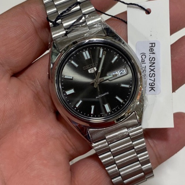 seiko men's snxs79k