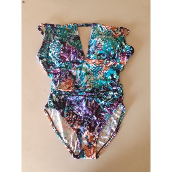 Vanishing Act Keyhole One Piece Swimsuit Multi Violet 285