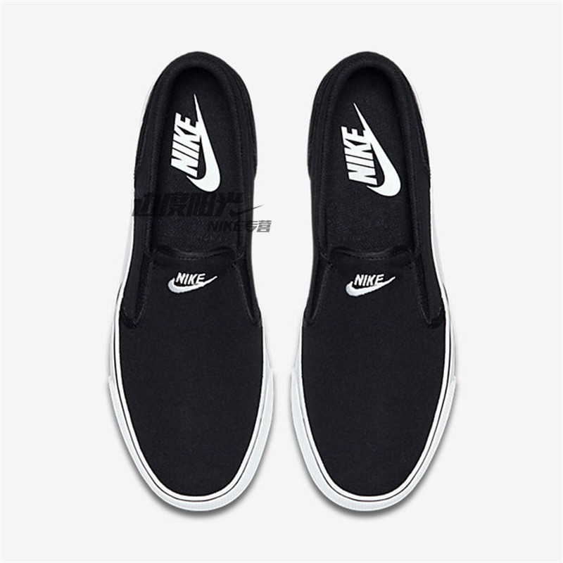 nike toki slip on black